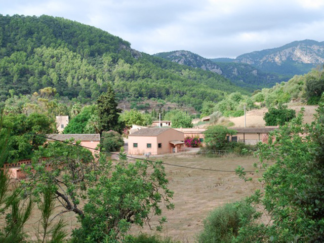En vente  Palma de Mallorca (Majorque) dans les les Balares, magnifique proprit de matre sur 23 hectares avec vocation prononce pour le tourisme rural